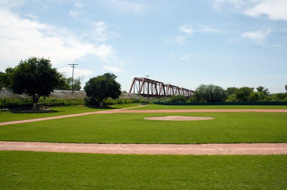 Cadereyta-partido-beisbol