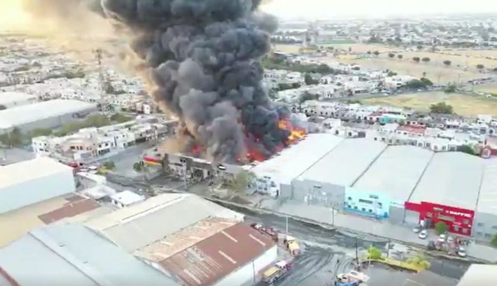 incendio-bodega-nuevo-leon-1