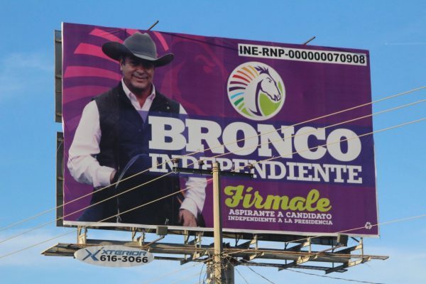 Candidatos-se-adueñan-de-espectaculares