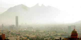 contaminacion-monterrey-salud-medicos