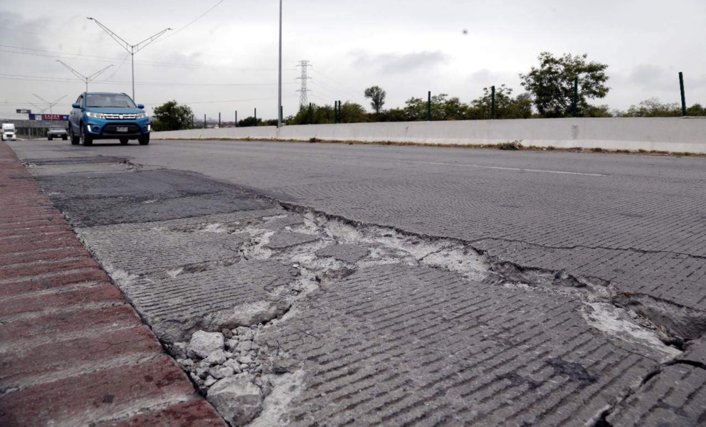 autopista-aeropuerto-monterrey