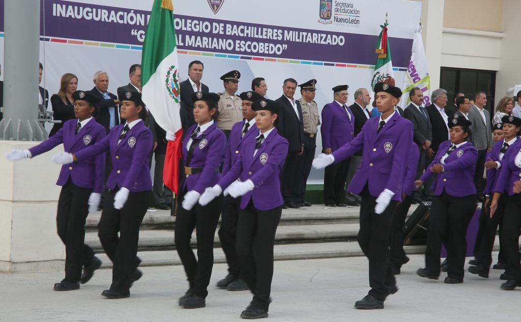 colegio-militarizado-nuevo-leon-uniformes-corrupcion-licitacion