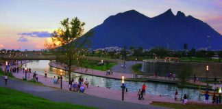 PASEO-SANTA-LUCIA-MONTERREY
