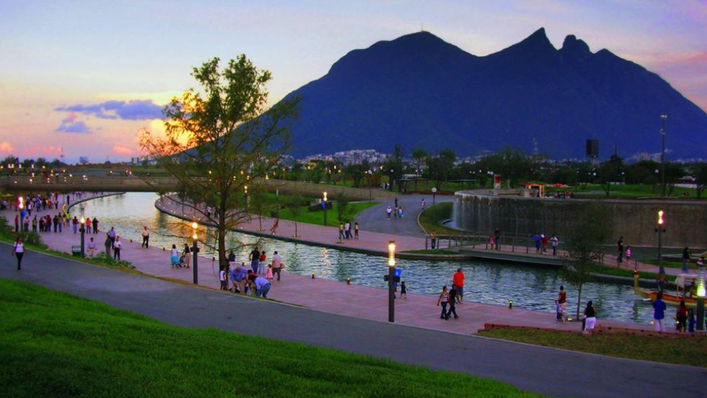 PASEO-SANTA-LUCIA-MONTERREY