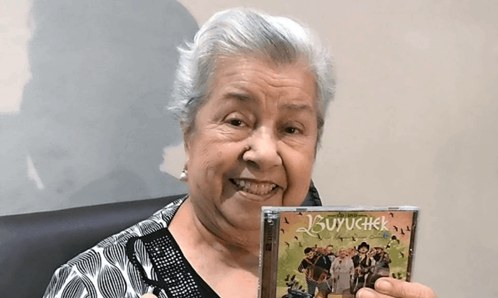 abuela-grammy-2