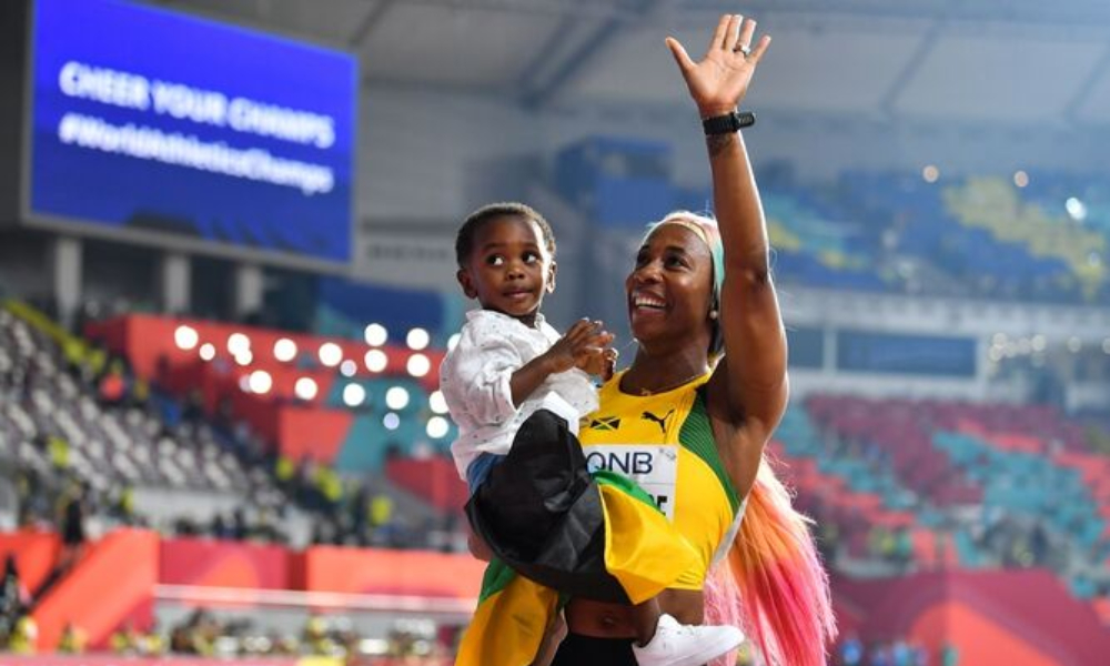 Shelly-Ann-Fraser-Pryce-mama-campeona