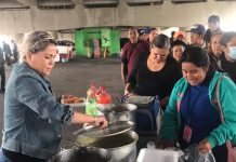 repartir-comida-hospitales-monterrey