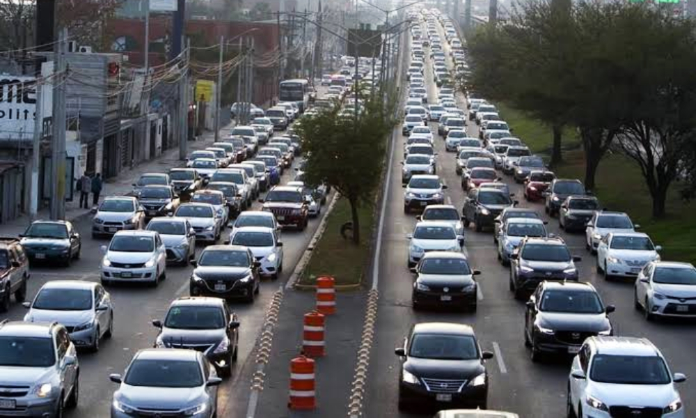 trafico-monterrey-hoy-no-circula