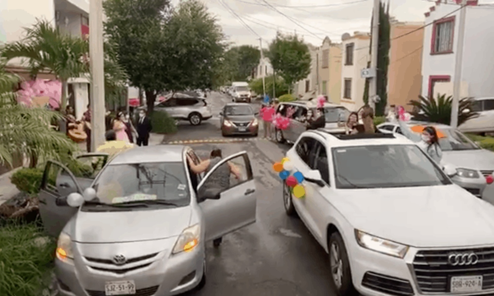 (Video) Quinceañera celebra su fiesta con sana distancia
