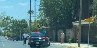 Arrestan a hombre por caminar desnudo en San Pedro