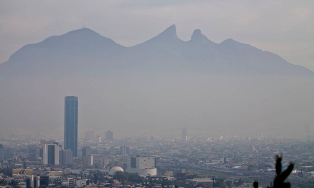 Respira Nuevo León más aire contaminado en pandemia