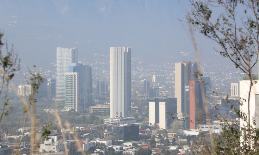 Alerta en NL por mala calidad del aire