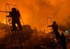 Bomberos NL controlan incendio en empresa recicladora en Guadalupe