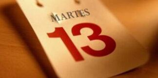 martes 13
