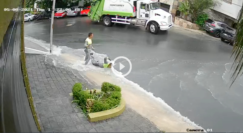 video trabajadores de limpieza basura